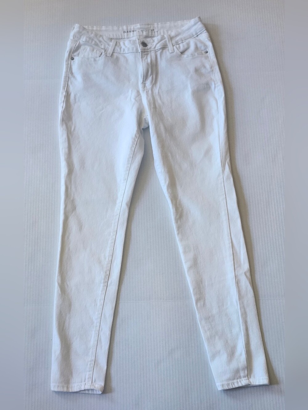 Old Navy Rockstar White Mid Rise Straight Leg Jeans Women's Size 6 Stretch